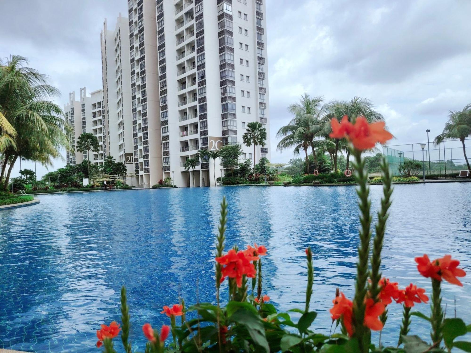 Apartment Deluxe 3 Bedroom Garden View *