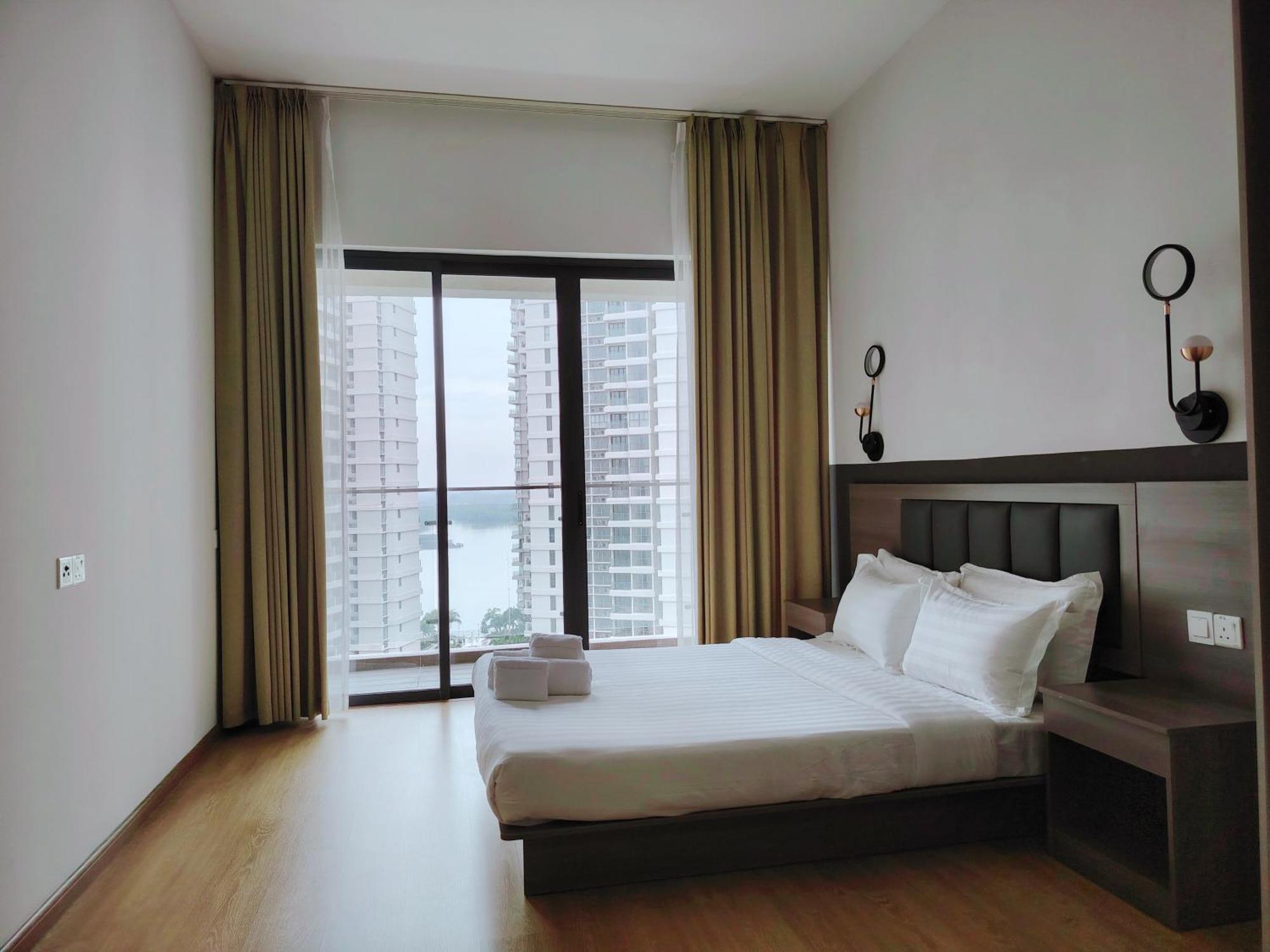 Apartment Deluxe 3 Bedroom Garden View Johor Bahru